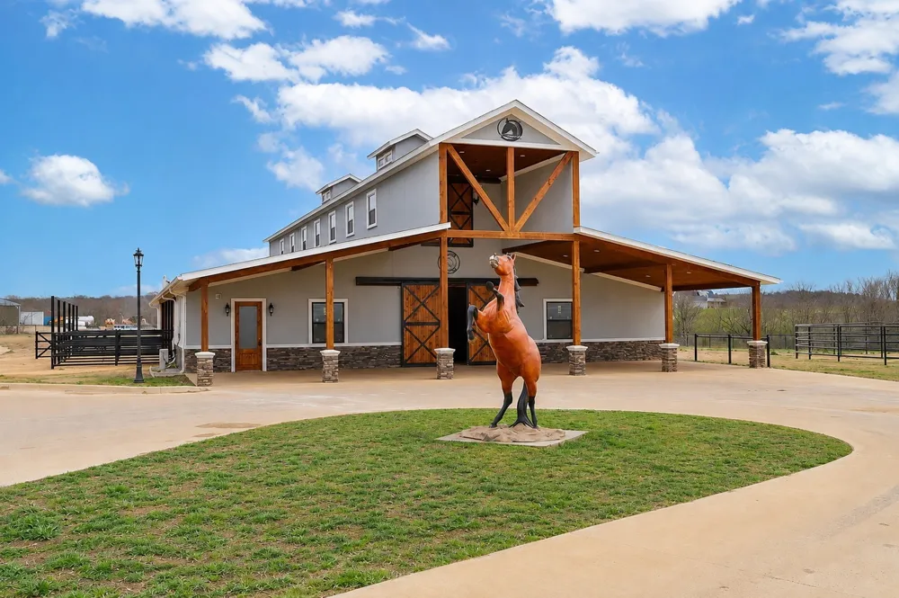 Newstone Court Waxahachie, TX 75167