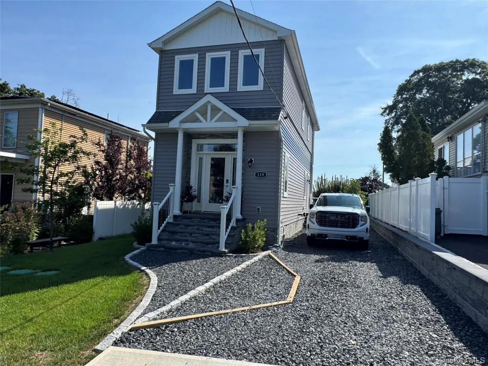 119 Whittier Drive Kings Park, NY 11754