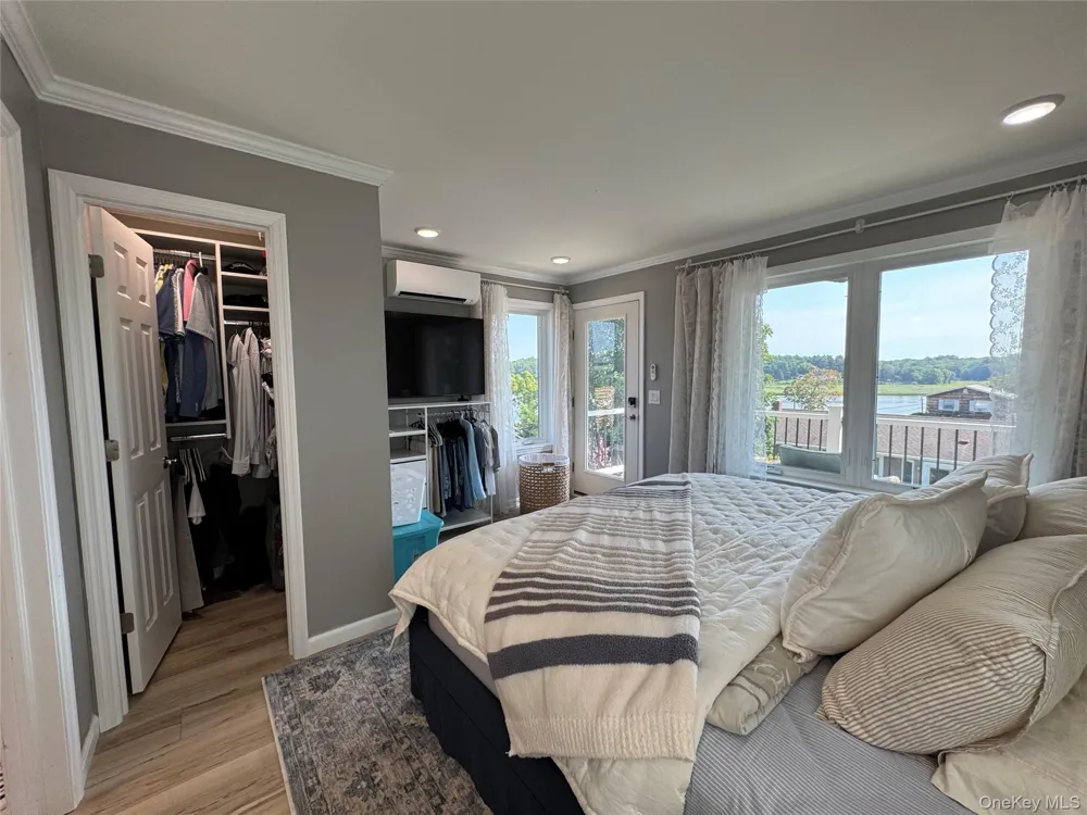 119 Whittier Drive Kings Park, NY 11754