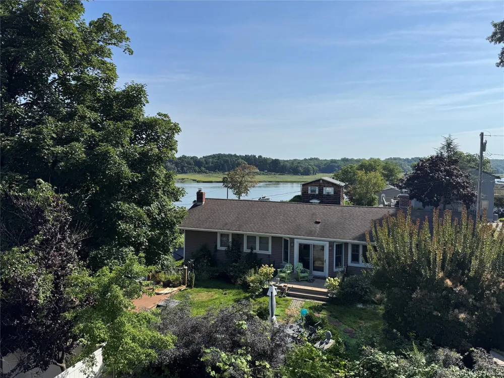 119 Whittier Drive Kings Park, NY 11754