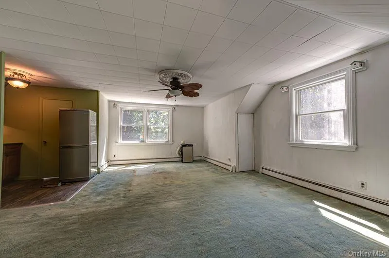 105 Laurel Lane Port Jefferson, NY 11777