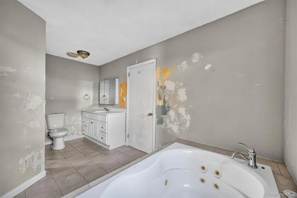 83 Center Street Highland Falls, NY 10928