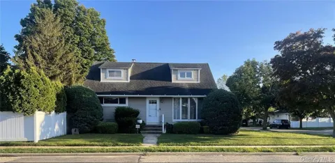 11 Ida Avenue