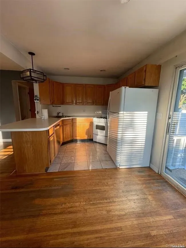 11 Ida Avenue Hicksville, NY 11801