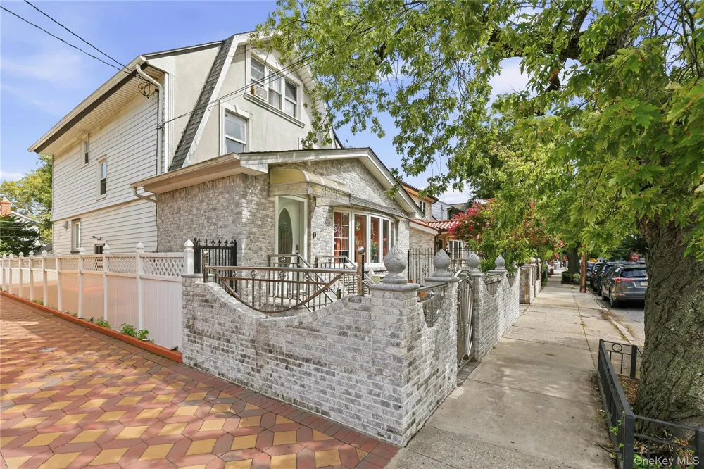1667 E 51st Street Brooklyn, NY 11234