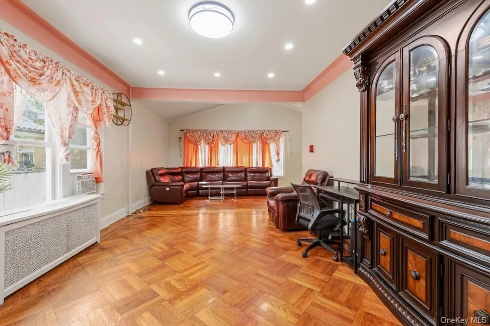 1667 E 51st Street Brooklyn, NY 11234