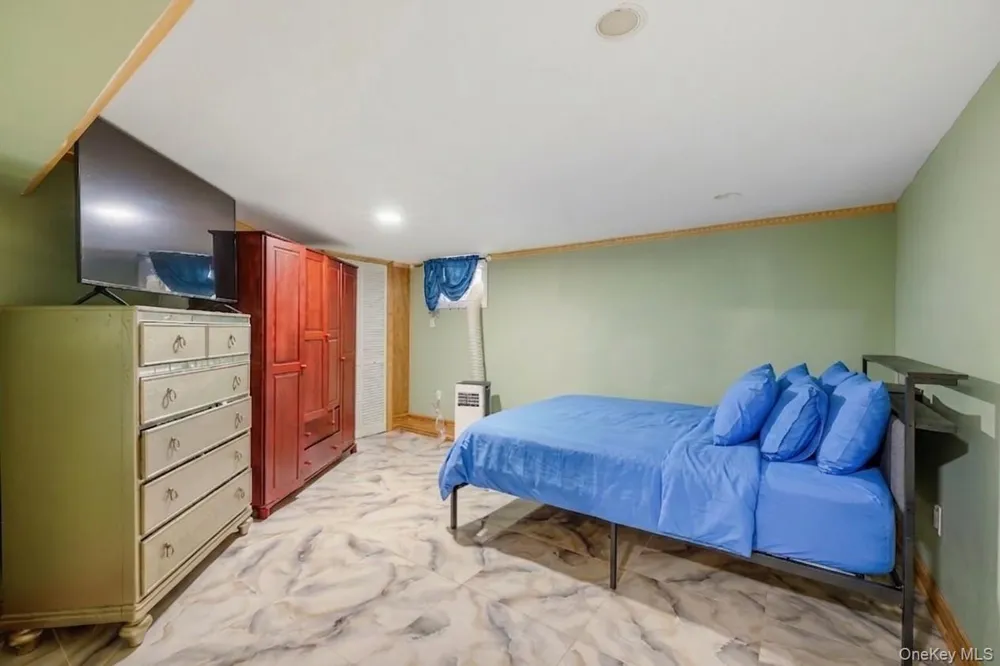 1667 E 51st Street Brooklyn, NY 11234