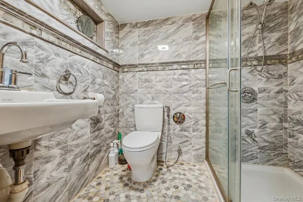 1667 E 51st Street Brooklyn, NY 11234