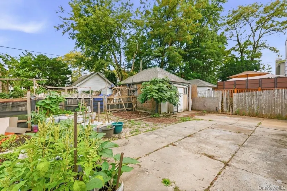 1667 E 51st Street Brooklyn, NY 11234