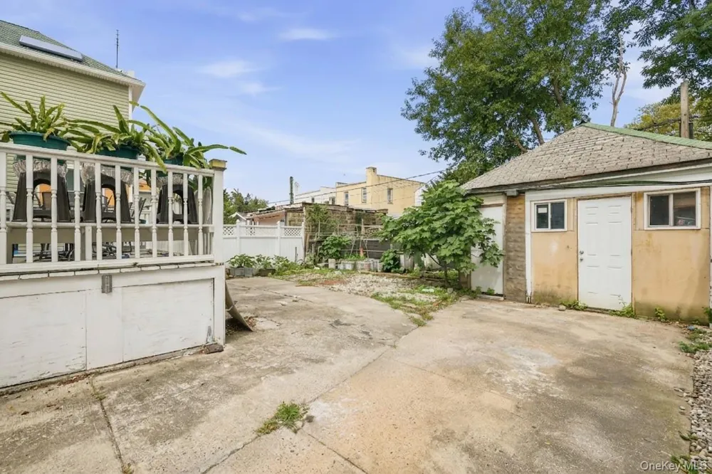 1667 E 51st Street Brooklyn, NY 11234