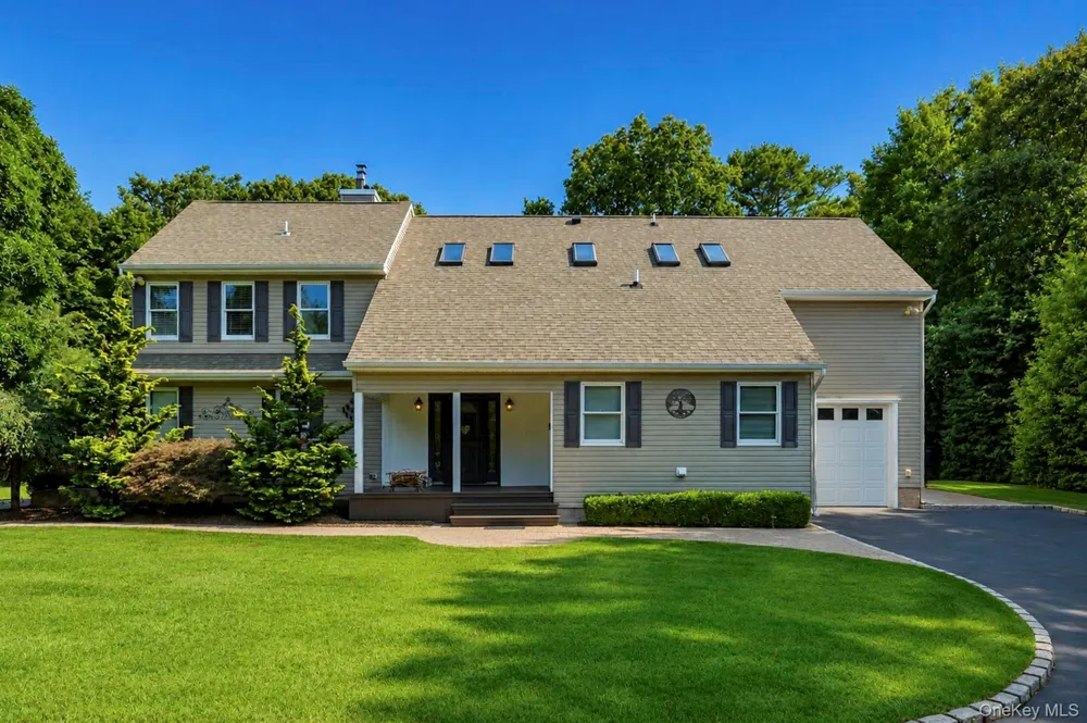 98 Echo Avenue Miller Place, NY 11764