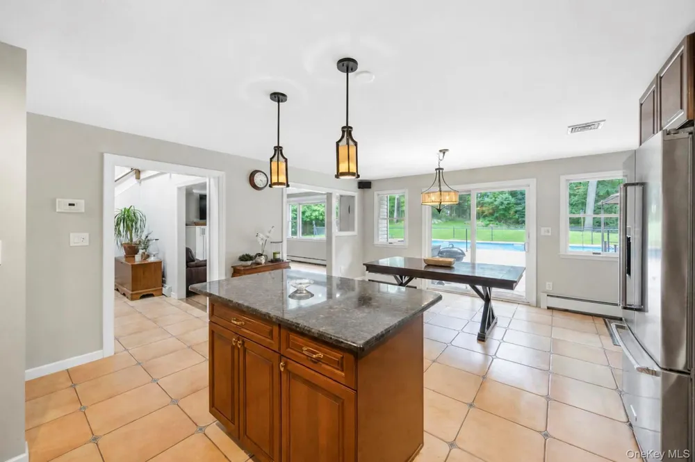 98 Echo Avenue Miller Place, NY 11764