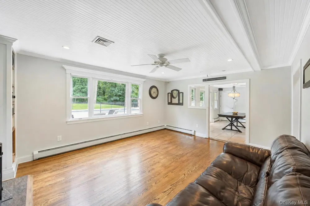 98 Echo Avenue Miller Place, NY 11764