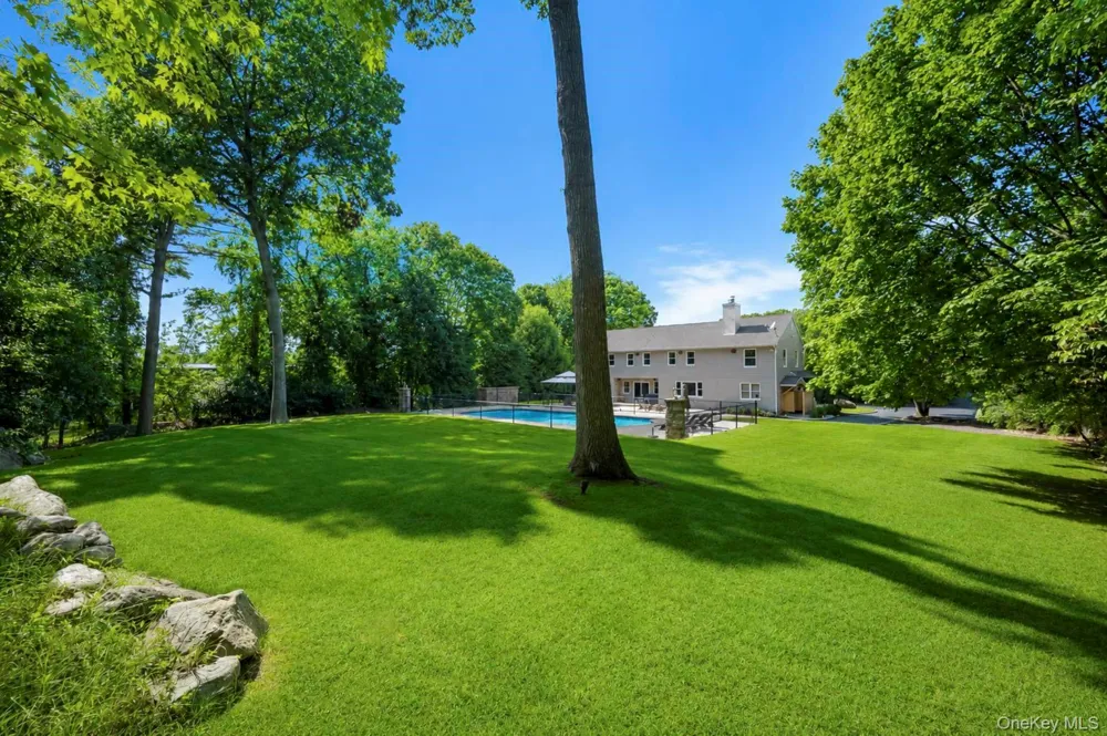 98 Echo Avenue Miller Place, NY 11764