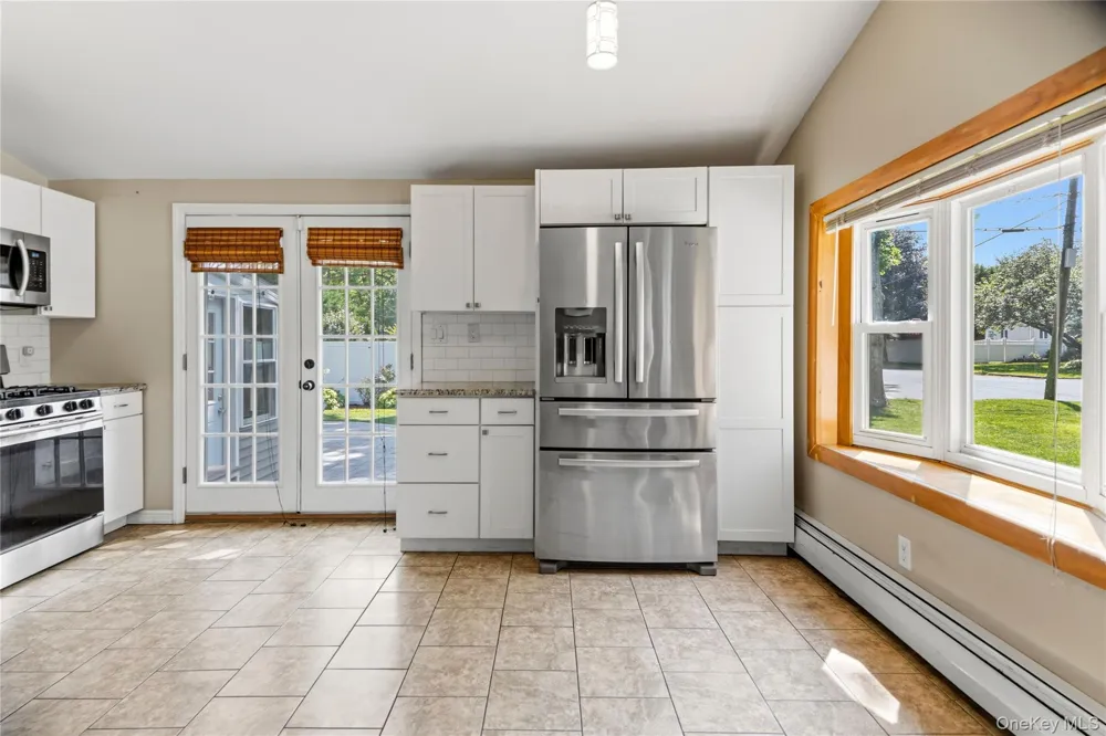 91 Spruce Avenue West Islip, NY 11795