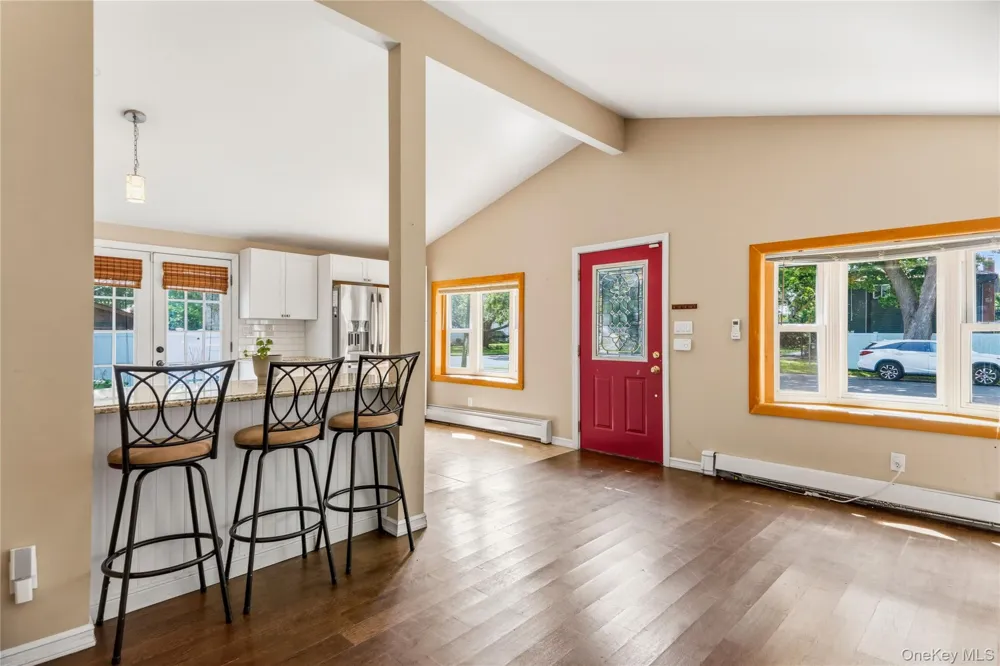 91 Spruce Avenue West Islip, NY 11795