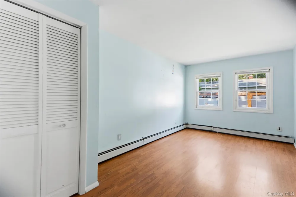 91 Spruce Avenue West Islip, NY 11795