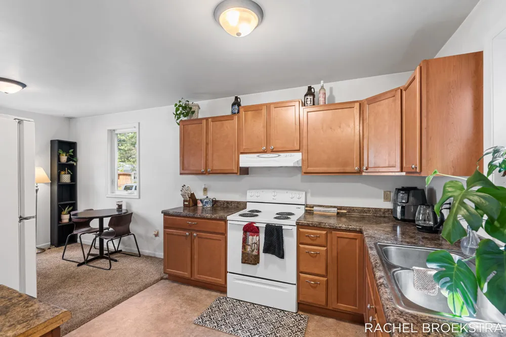 615 6th Street Baldwin, MI 49304