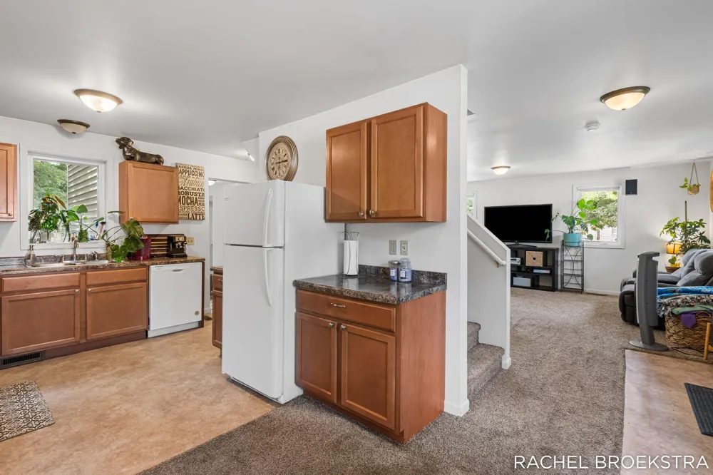 615 6th Street Baldwin, MI 49304