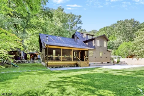 475 West Brook