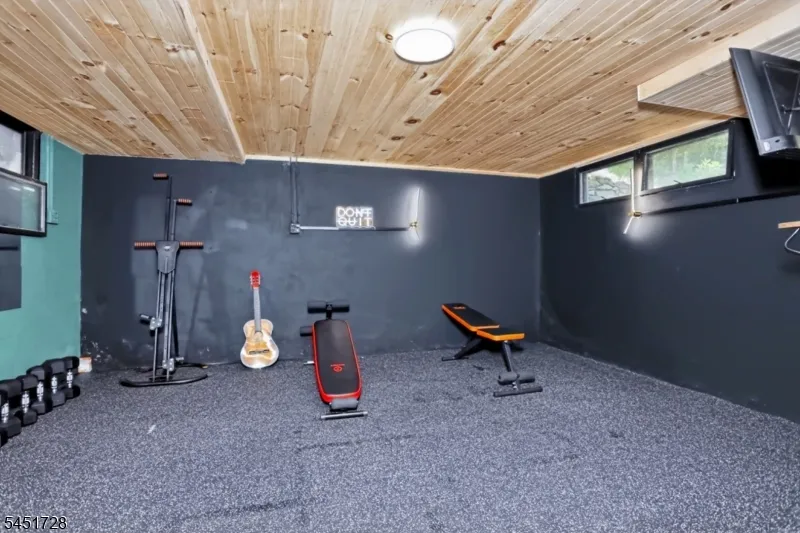 475 West Brook Ringwood, NJ 07456