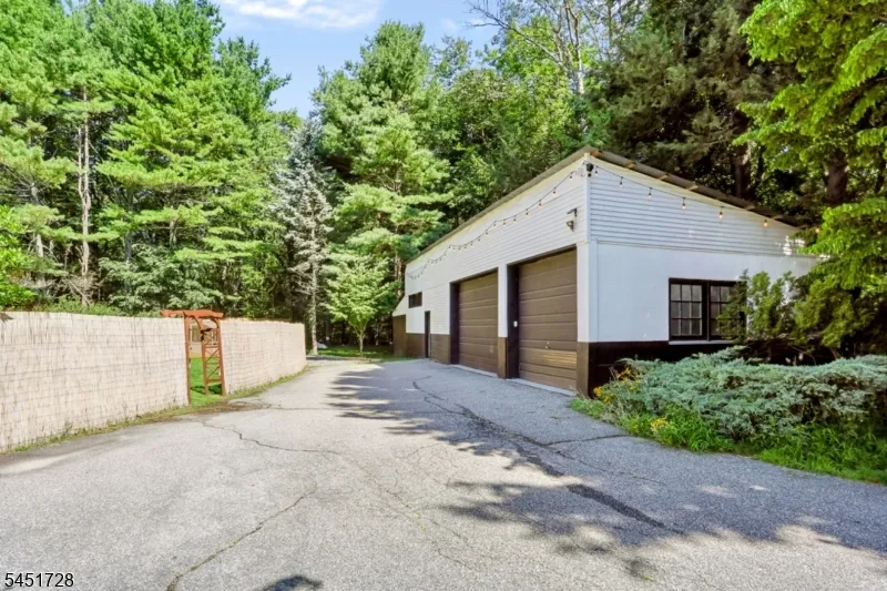 475 West Brook Ringwood, NJ 07456