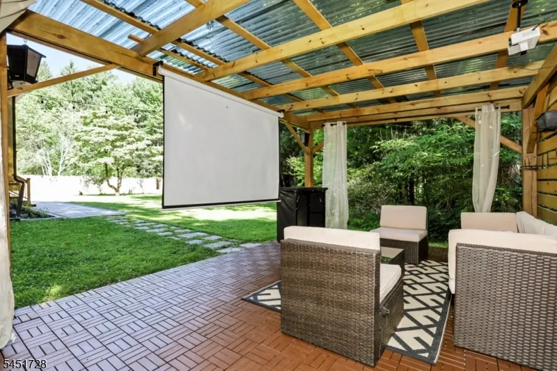 475 West Brook Ringwood, NJ 07456