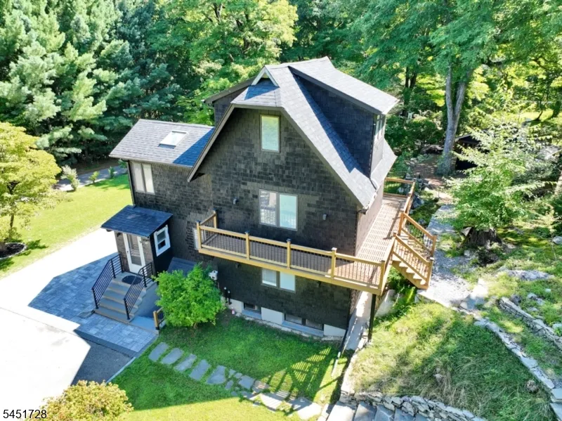 475 West Brook Ringwood, NJ 07456