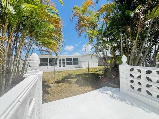 9020 NW #24PL Sunrise, FL 33322