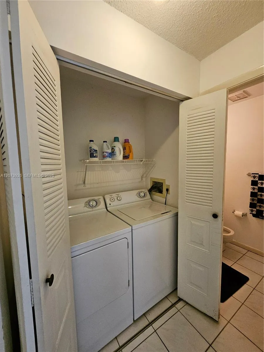 9840 NW 9th Ct #9840 Plantation, FL 33324