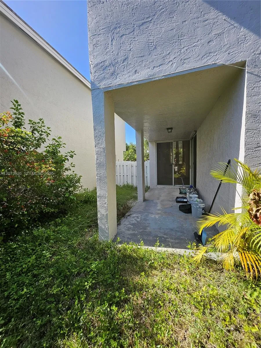 9840 NW 9th Ct #9840 Plantation, FL 33324