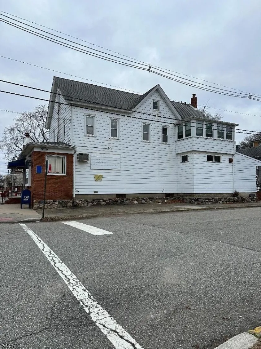 636 Ringwood Ave Wanaque, NJ 07465