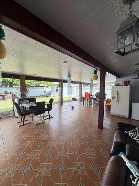 15322 SW 144th Pl Miami, FL 33177