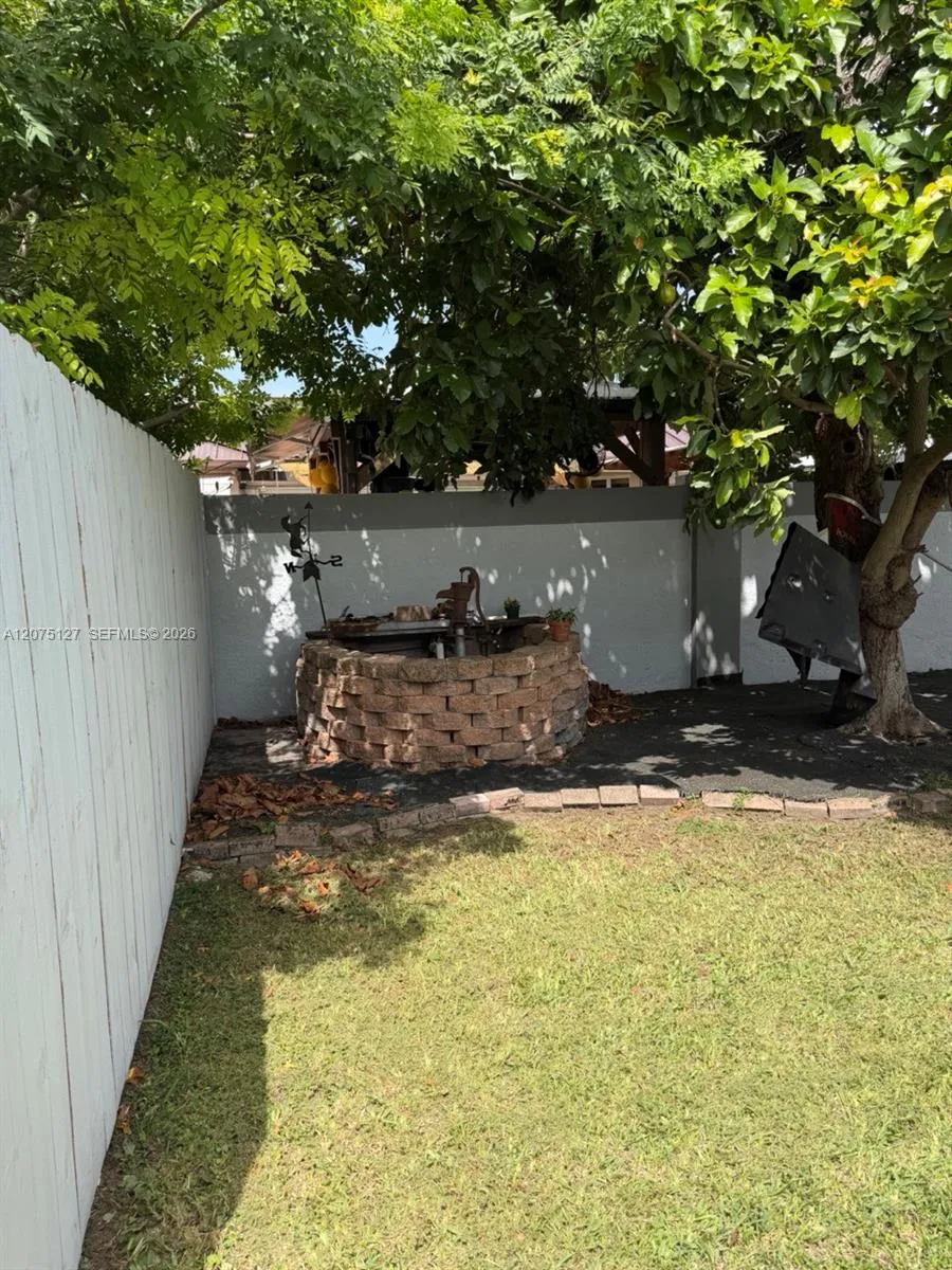 15322 SW 144th Pl Miami, FL 33177