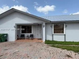 15322 SW 144th Pl Miami, FL 33177