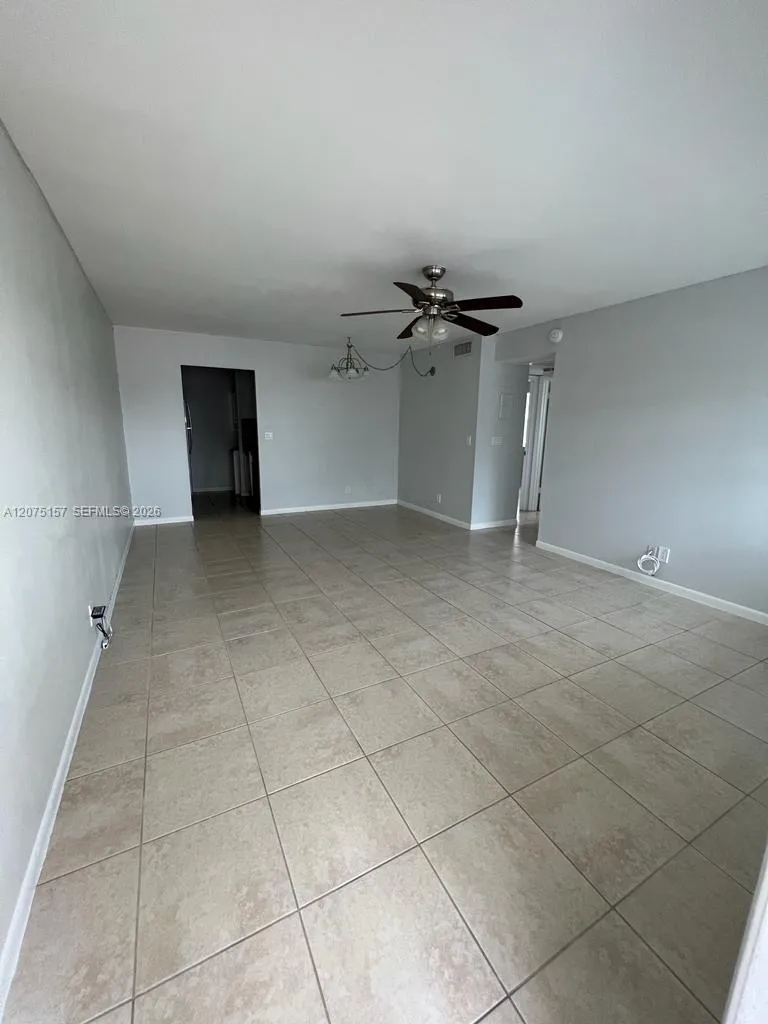 10112 Twin Lakes Dr #11-E Coral Springs, FL 33071