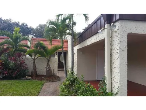 6557 NW 99th Avenue