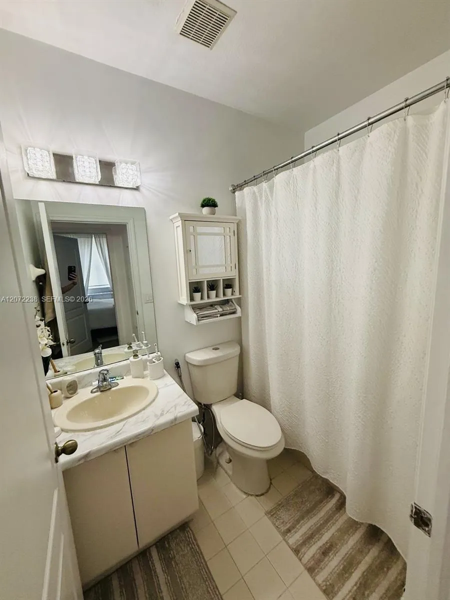 SW 8 ST #12 Miami, FL 33194