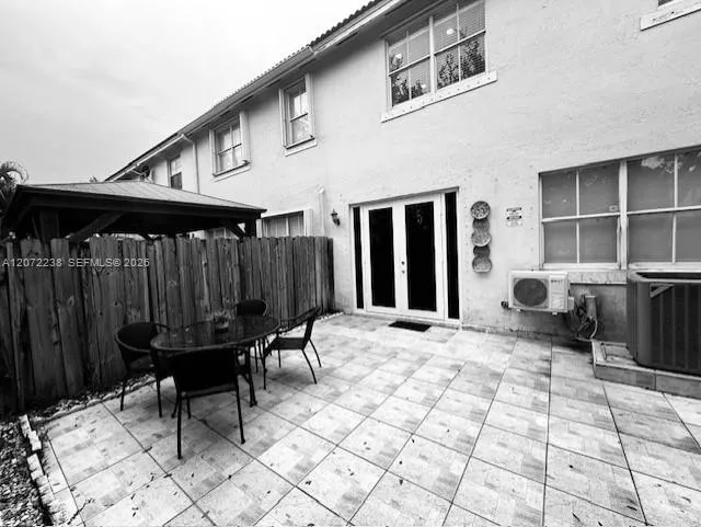 SW 8 ST #12 Miami, FL 33194
