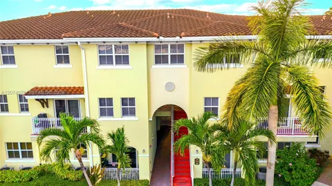 260 NW 109th Ave #204
