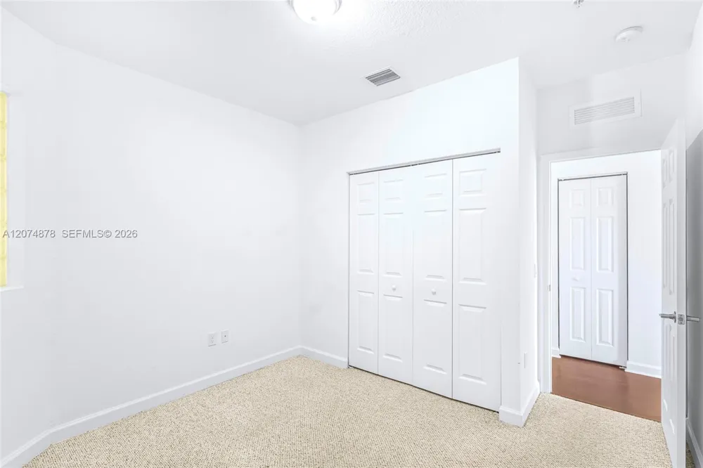 260 NW 109th Ave #204 Miami, FL 33172
