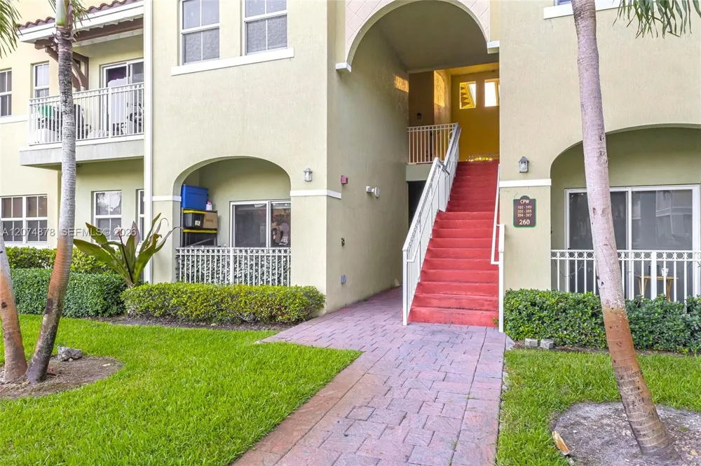 260 NW 109th Ave #204 Miami, FL 33172