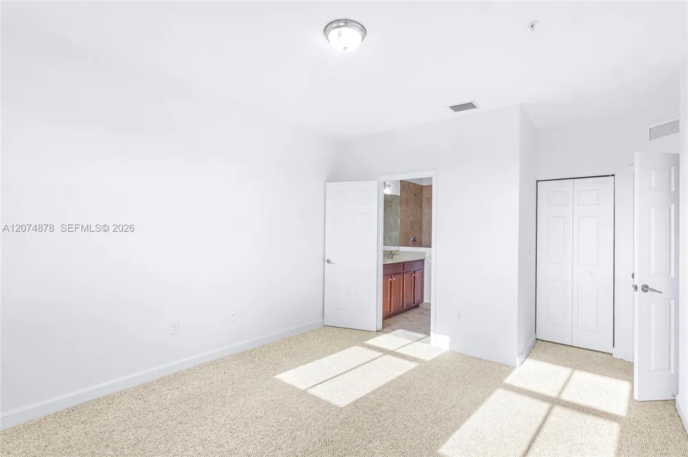 260 NW 109th Ave #204 Miami, FL 33172