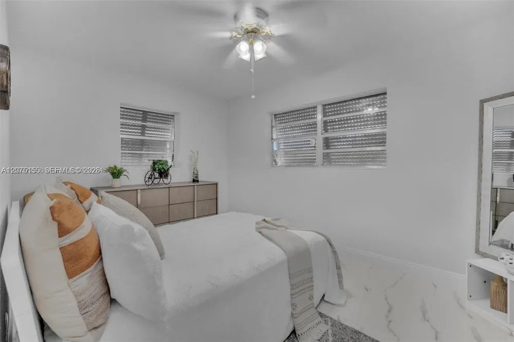 741 NE 8th St Pompano Beach, FL 33060