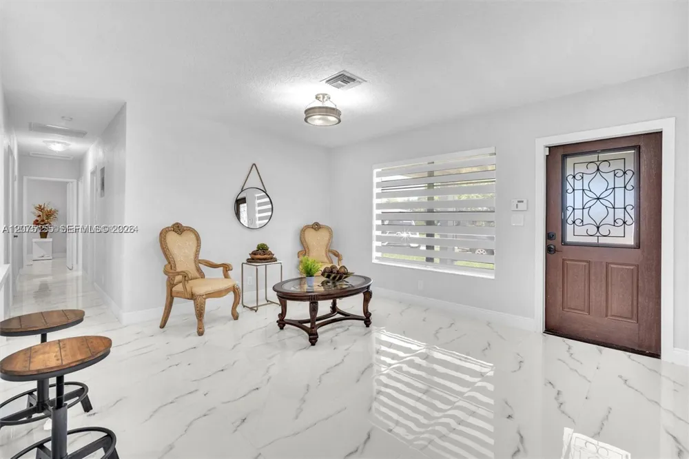 741 NE 8th St Pompano Beach, FL 33060