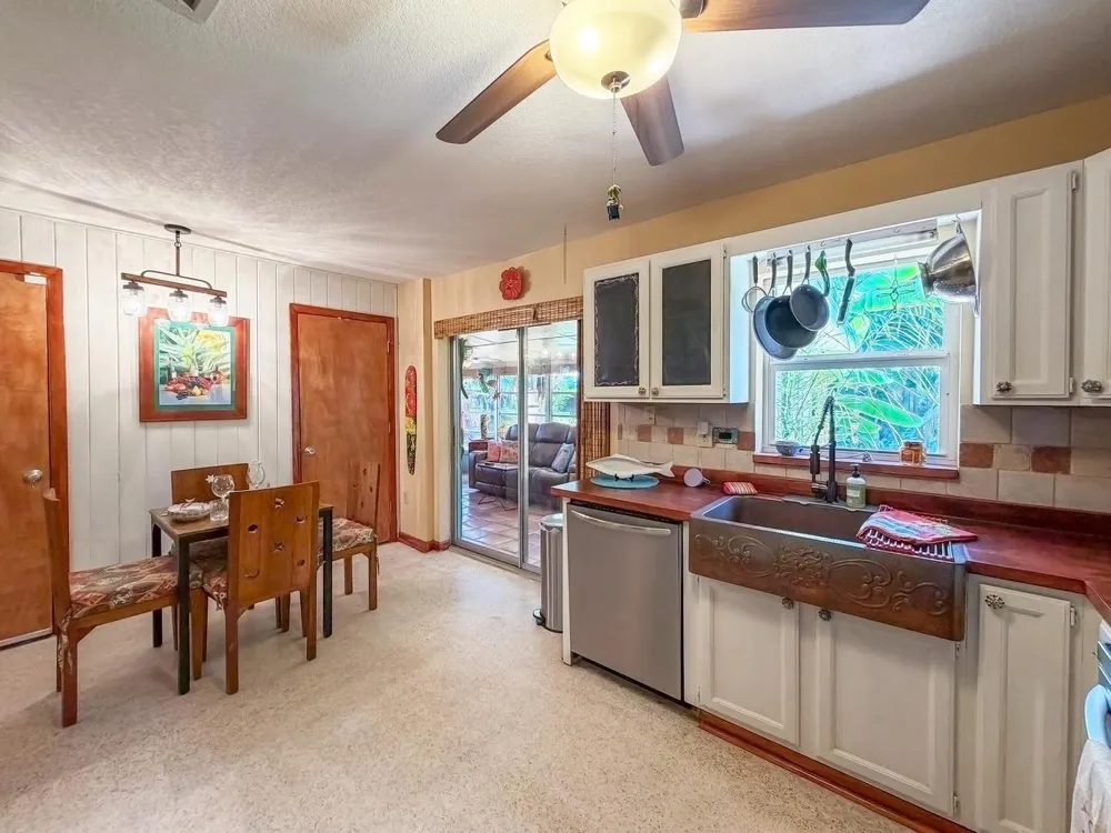 4195 NE HYLINE DRIVE Jensen Beach, FL 34957