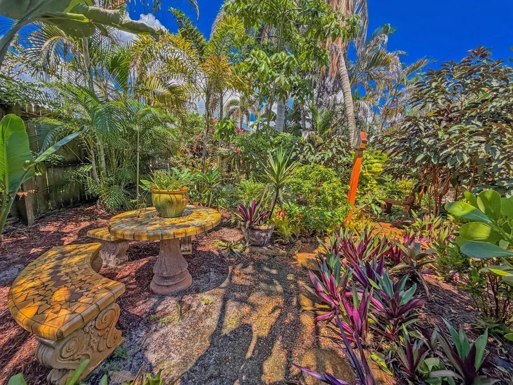 4195 NE HYLINE DRIVE Jensen Beach, FL 34957