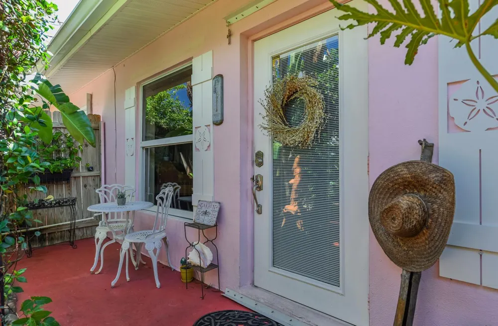 4195 NE HYLINE DRIVE Jensen Beach, FL 34957