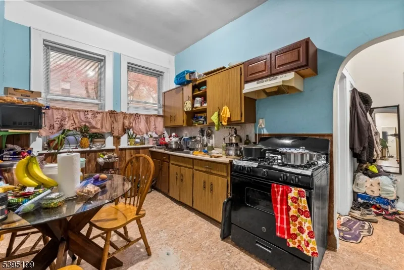 143 Prospect Ave Irvington, NJ 07111