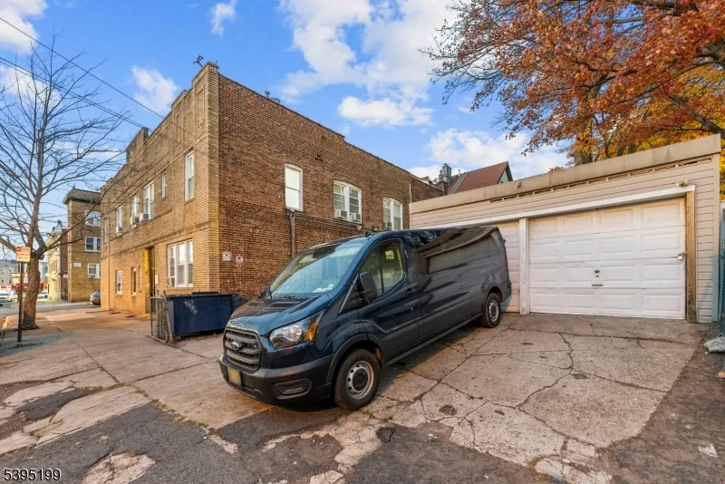 143 Prospect Ave Irvington, NJ 07111